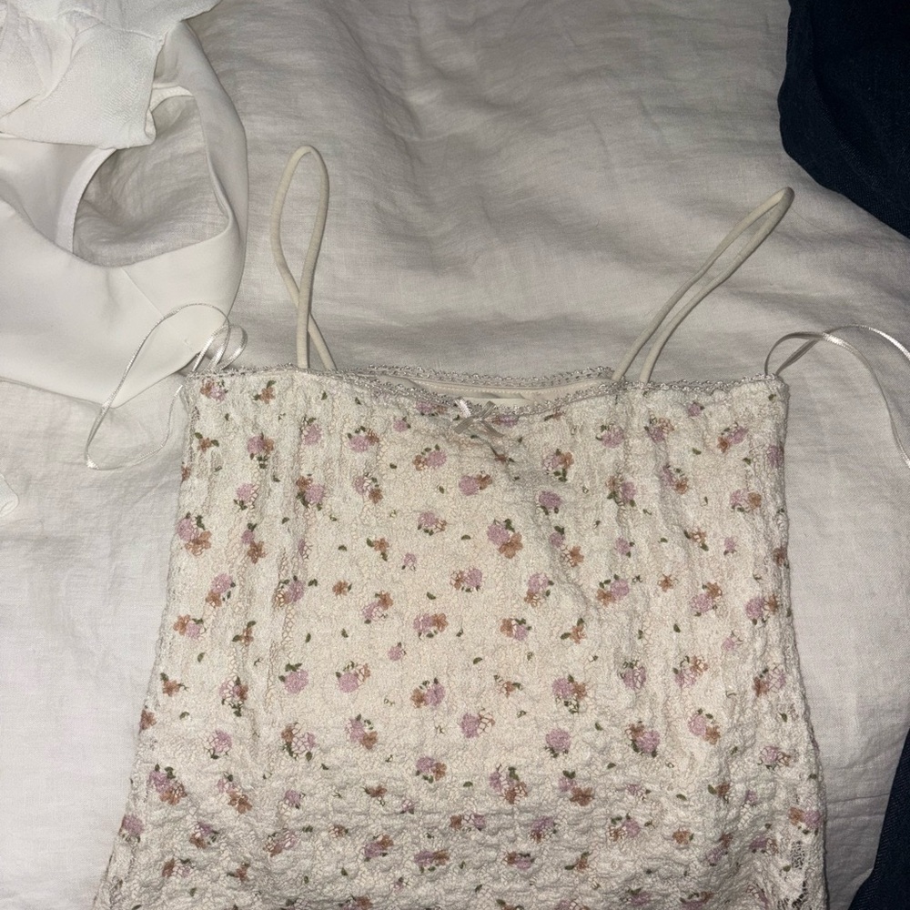 Pull&Bear Cream Floral Tank Top